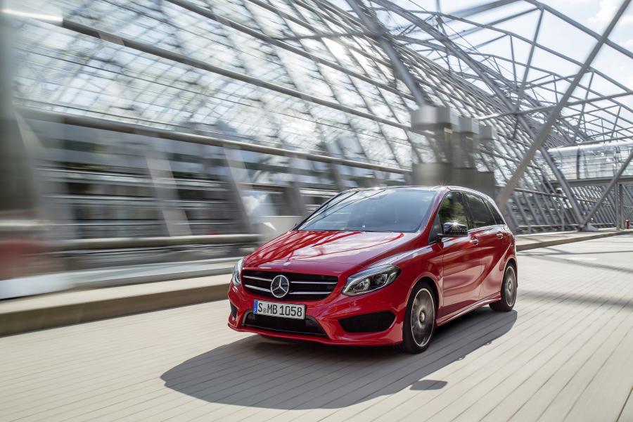  Mercedes-Benz B250 4Matic AMG Line 2014 года  (фото 1 из 30)